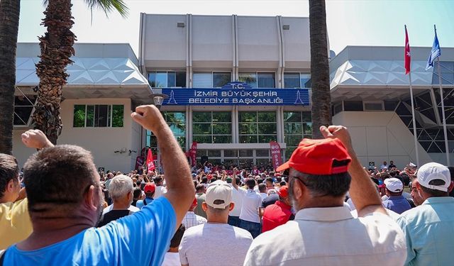 İzmir'de 6 gündür süren grevde işçiler eylemlerine devam etti