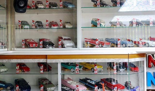 Konyalı koleksiyoner 25 yılda topladığı 259 model otomobili özenle saklıyor