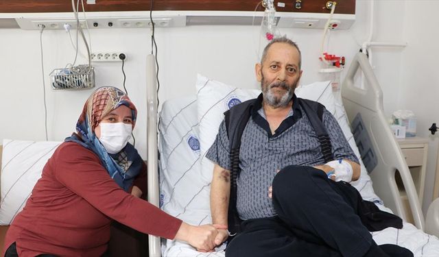 Nakil için okulunu donduran oğlunun ciğeriyle hayata tutunan baba, çifte bayram yaşadı