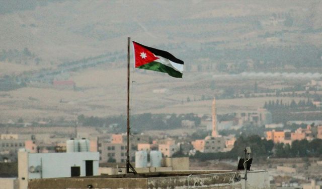 Ürdün, bölgedeki gerilim nedeniyle hava sahasını tüm uçuşlara kapattı