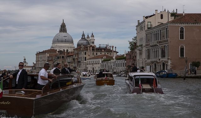 Venedik'te protestolara yol açan "yılın düğünü"nde Jeff Bezos ve Lauren Sanchez evlendi