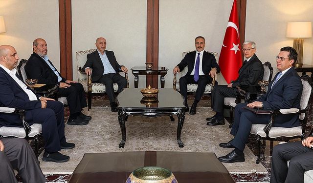 Bakan Fidan, Hamas heyetiyle görüşmede Gazze'deki soykırımın unutturulmasına izin verilmeyeceği vurguladı