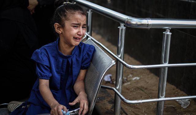 İsrail'in Gazze'ye saldırılarında can kaybı son 24 saatte 142 artarak 57 bini aştı