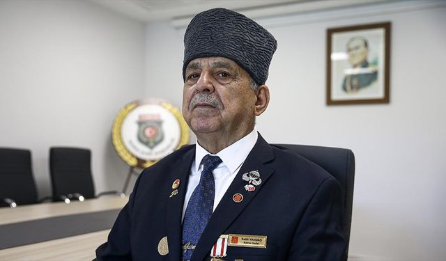 Kıbrıs'ta gazi olan İstiklal gazisinin torunu çifte gurur yaşıyor