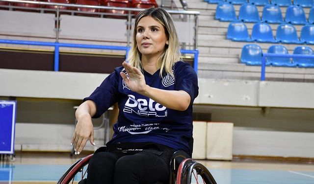 Trafik kazasıyla engelli kalan Azra, basketbolla hayata tutundu