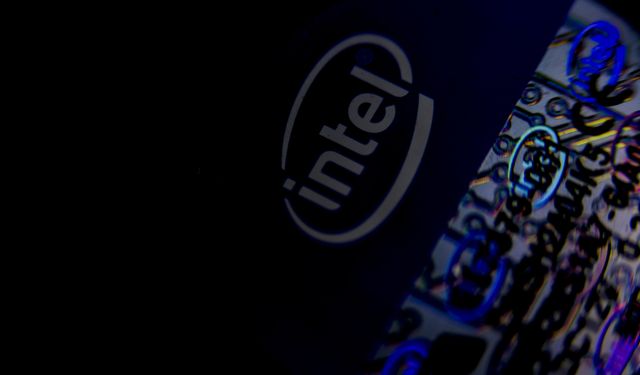 ABD Ticaret Bakanı Lutnick, hükümetin Intel'in yüzde 10 hissesini aldığını duyurdu
