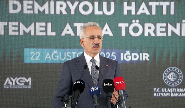 Bakan Uraloğlu: Sadece Türkiye'nin değil, tüm Güney Kafkasya'nın ve Avrasya'nın geleceğine damga vuruyoruz