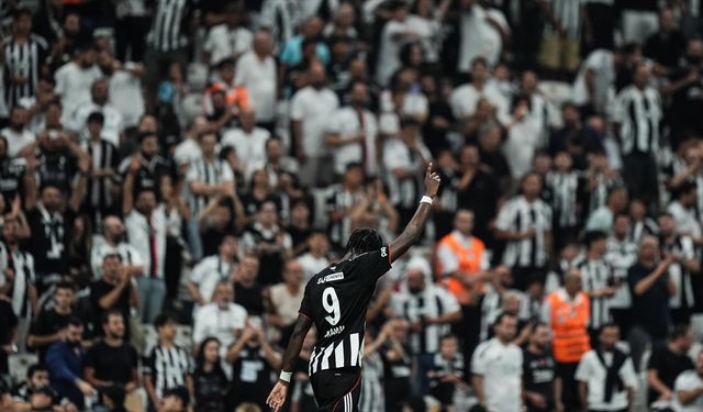 Beşiktaş, UEFA Konferans Ligi'nde play-off turuna yükseldi