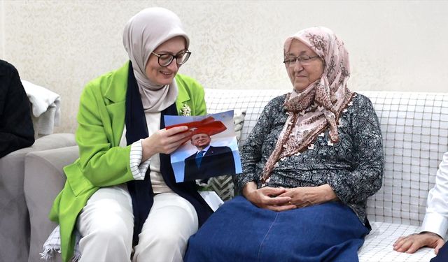 Cumhurbaşkanı Erdoğan'ın "Terörsüz Türkiye" mektubu Mersin'de şehit annesine ulaştı
