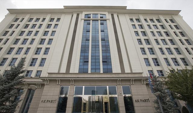 Cumhurbaşkanlığı Kabinesi üyeleri, AK Parti'nin kuruluş yıl dönümünü kutladı