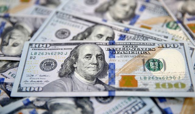 Dolar endeksi Trump'ın göreve başlamasından bu yana ilk kez aylık bazda yükseldi