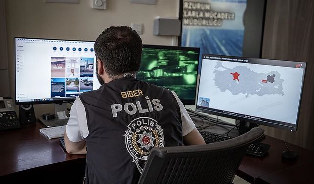 Polis "siber devriye" ile suçlulara geçit vermiyor