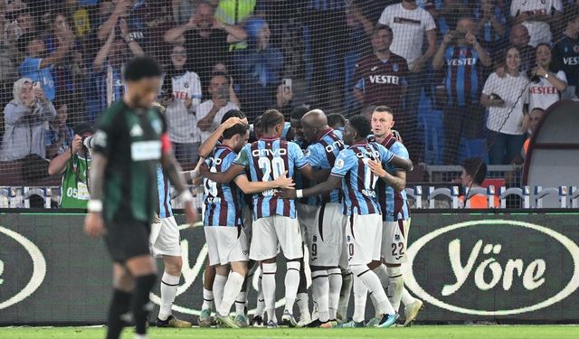 Trabzonspor, sahasında Kocaelispor'u yendi