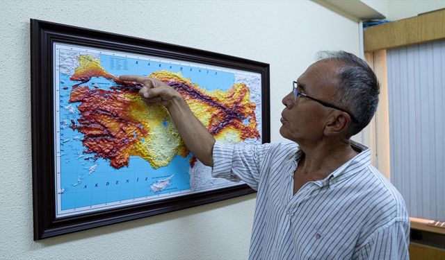 Türkiye, 17 Ağustos depreminden bu yana 448 bin kere sallandı