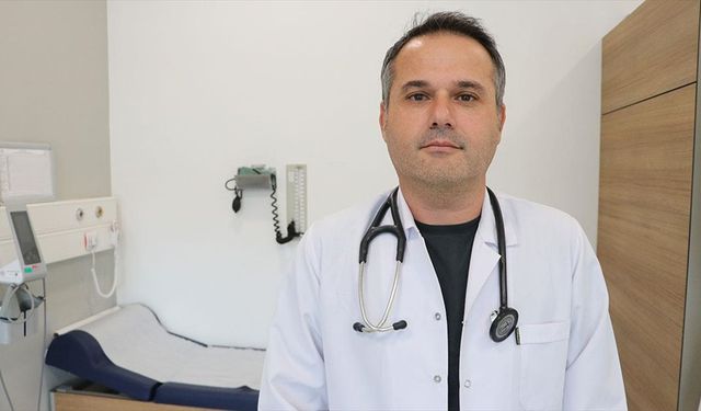 Uzman doktor 20 yıllık sigara alışkanlığını poliklinik desteğiyle bıraktı