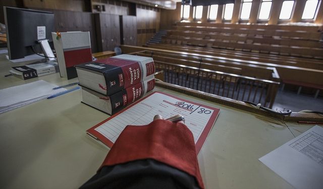 Annesini darbeden sanığın saldırıda kullandığı bağ makası silah sayıldı