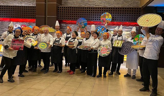 Antalya'da şeflerden Cumhuriyet Bayramı'na özel sofra