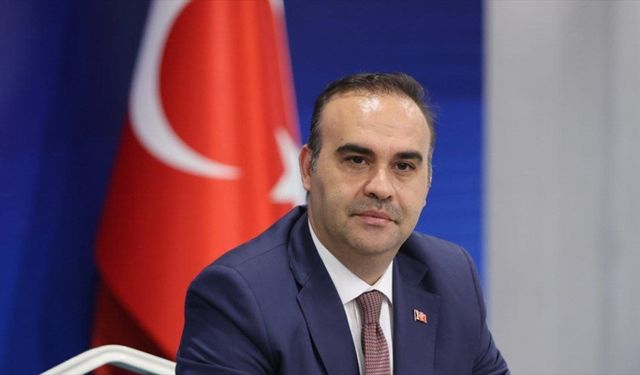 Bakan Kacır: Sanayide çarklar hızla dönmeye, katma değerli üretim büyümeye devam edecek