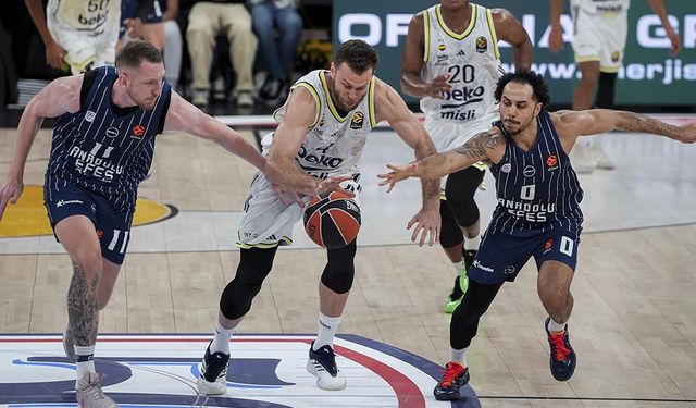 Basketbol Avrupa Ligi'nde Türk derbisinin galibi Fenerbahçe Beko