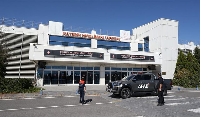Kayseri'de eski dış hatlar giden yolcu terminal binası AFAD'ın lojistik üssü olacak
