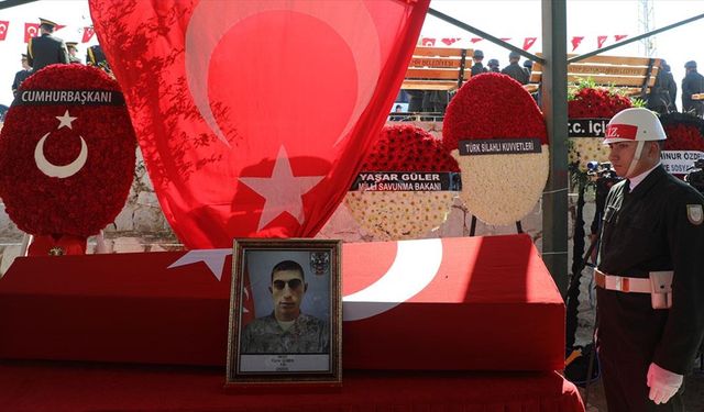 Şehit Piyade Er Eyüp Güner, Gaziantep'te toprağa verildi