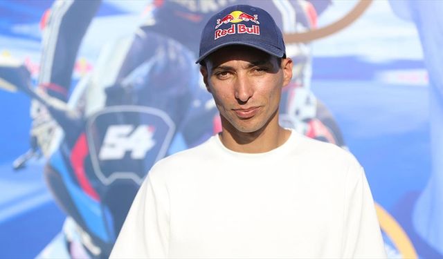 Toprak Razgatlıoğlu, MotoGP'de 'doğduğu şehrin plakasıyla' yarışacak