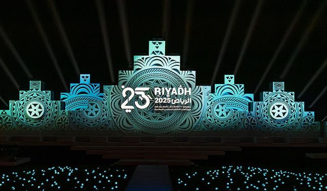 6. İslami Dayanışma Oyunları'nın resmi açılışı Riyad'da yapıldı