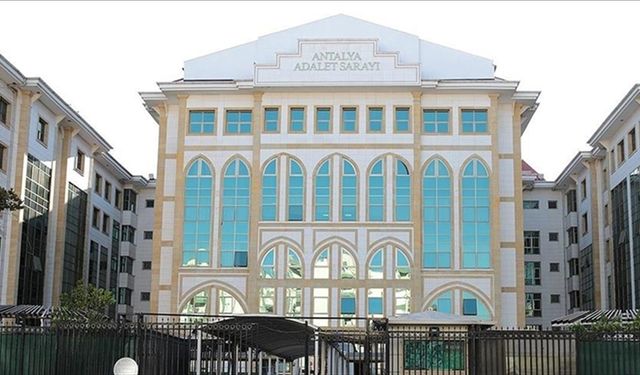 Antalya Büyükşehir Belediyesine yönelik soruşturmada 8 şüpheli gözaltına alındı