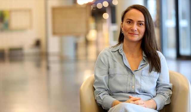 Babasıyla aynı hastalığa yakalanan kadın akciğer kanserini erken teşhisle yendi