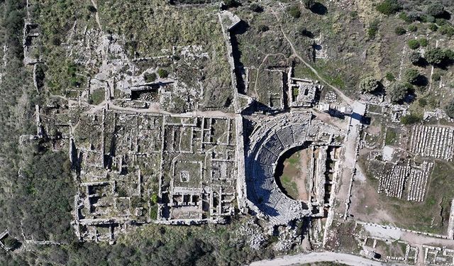 Esareti kabul etmeyenlerin kenti Xanthos, ziyaretçilerini tarihsel yolculuğa çıkartıyor