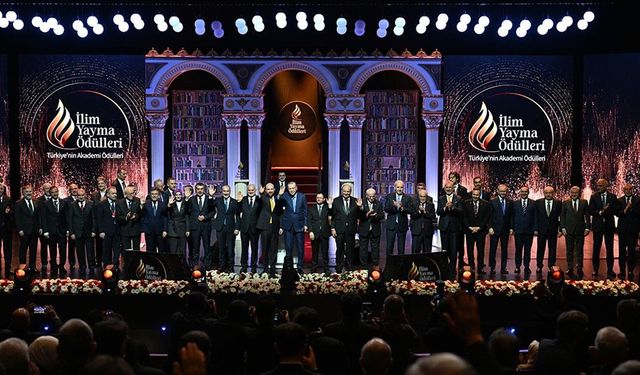 İlim Yayma Ödülleri töreni İstanbul'da yapıldı