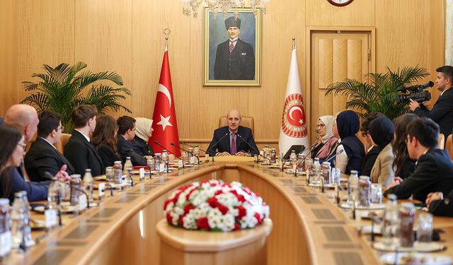 TBMM Başkanı Kurtulmuş, Bakan Göktaş ile Ulusal Çocuk Forumu temsilcilerini kabul etti