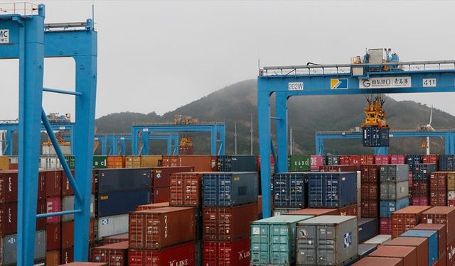 Çin'in ihracatı, ABD ile varılan geçici uzlaşmanın ardından kasımda yeniden artışa geçti