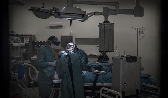 Hasta koltuğunda duramayan özel bireylere genel anesteziyle diş tedavisi kolaylığı