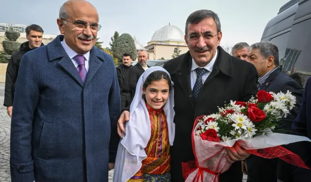 Cumhurbaşkanı Yardımcısı Cevdet Yılmaz'dan Malatya'ya tebrik
