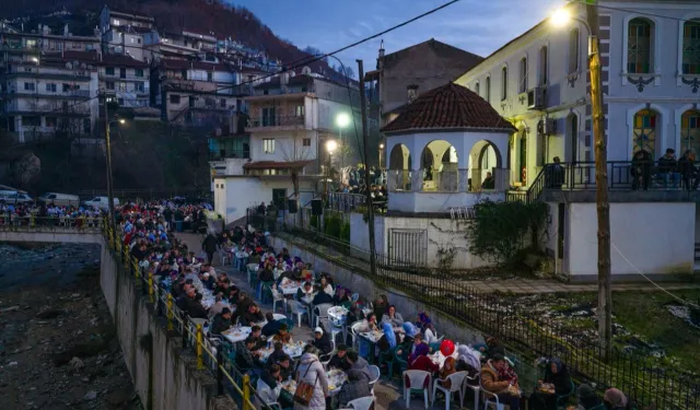 Kocaeli'den Balkanlar'da soydaşlarla iftar