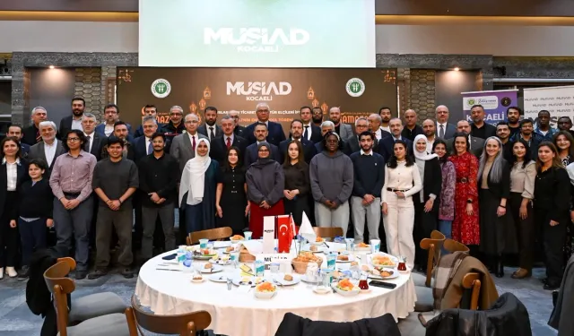 Tahir Büyükakın'dan Balkanlar mesajı