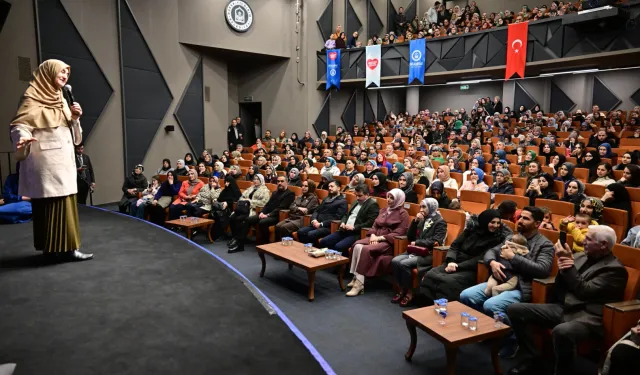 Uzman aile danışmanı Saliha Erdim, Yıldırımlılarla buluştu