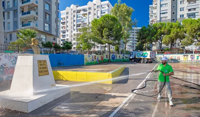 İzmir Narlıdere'de okullar yeni döneme hazırlanıyor