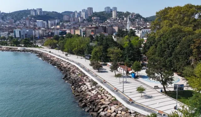 Ordu'da Fatsa Atatürk Parkı yeni yüzüne kavuşuyor