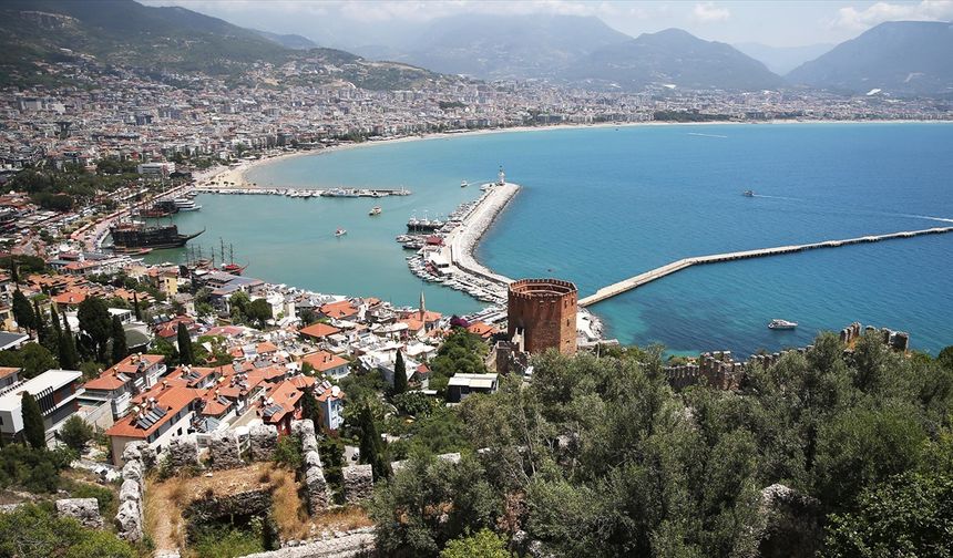 Alanya turizmde 4 milyar avro gelir hedefliyor