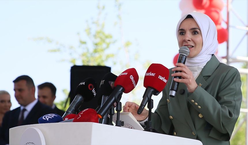 Bakan Göktaş: Ülkemizin dört bir yanında aileyi merkez alan projeler hayata geçiriyoruz