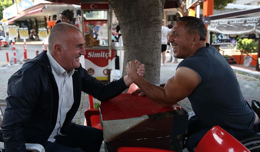 Bedensel engelli milli bilek güreşçi Ferhat Kurtoğlu'nun hedefi dünya şampiyonluğu