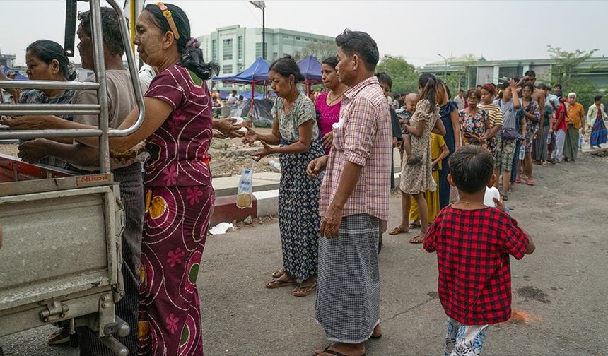 BM: Myanmar'daki insanların gıda, su, barınak, barış ve korumaya ihtiyacı var