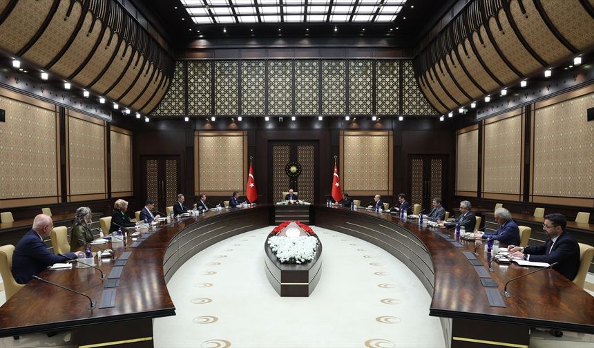Cumhurbaşkanı Erdoğan, Cumhurbaşkanlığı Politika Kurullarının başkanvekillerini kabul etti