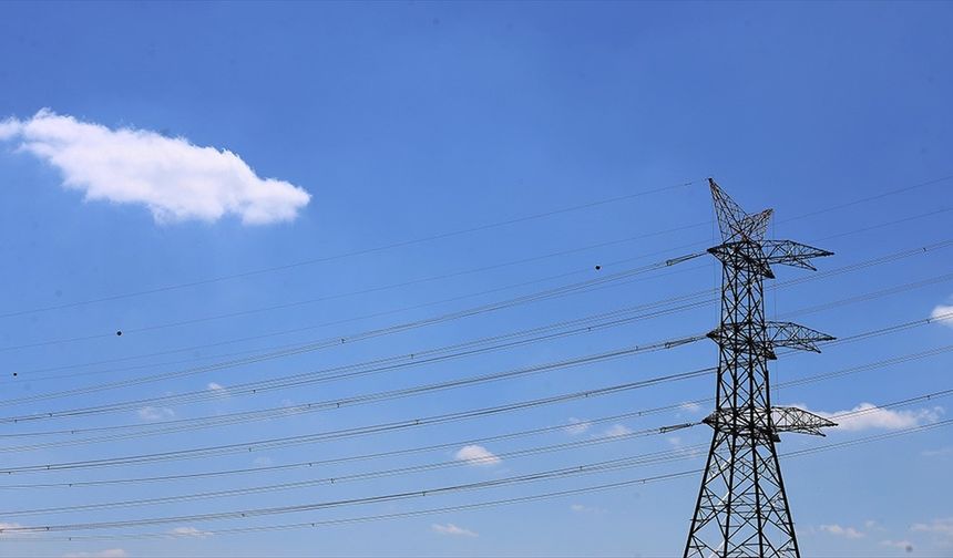 Enerji ithalatı faturası nisanda yüzde 3,2 azaldı