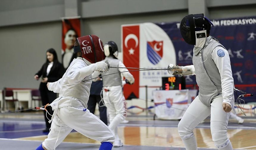 Eskrimde hedef 2028 Olimpiyat Oyunları'nda madalya kazanmak