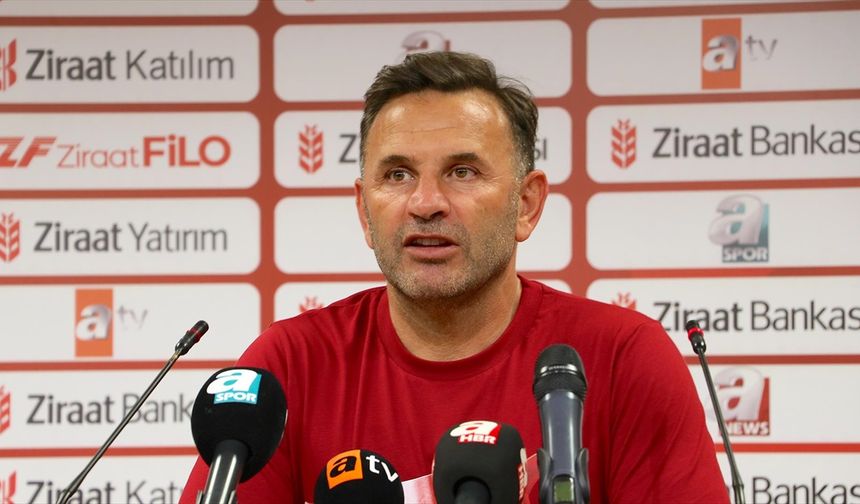 Galatasaray Teknik Direktörü Buruk: Birinci kupayı kazandık, bundan sonraki hedefimiz diğer şampiyonluğumuzu ilan etmek