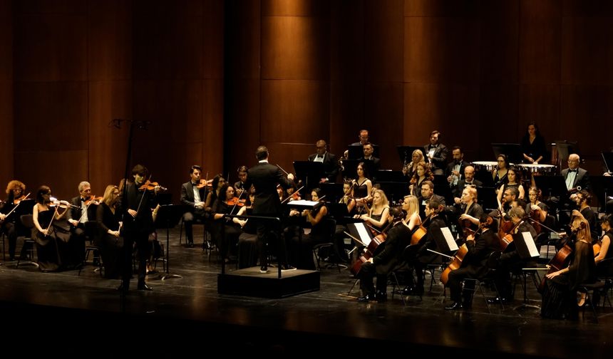 İstanbul Devlet Senfoni Orkestrası yarın akşam AKM'de konser verecek