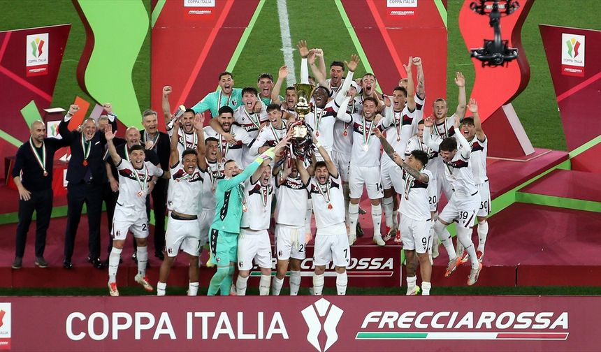 İtalya Kupası'nı Bologna kazandı